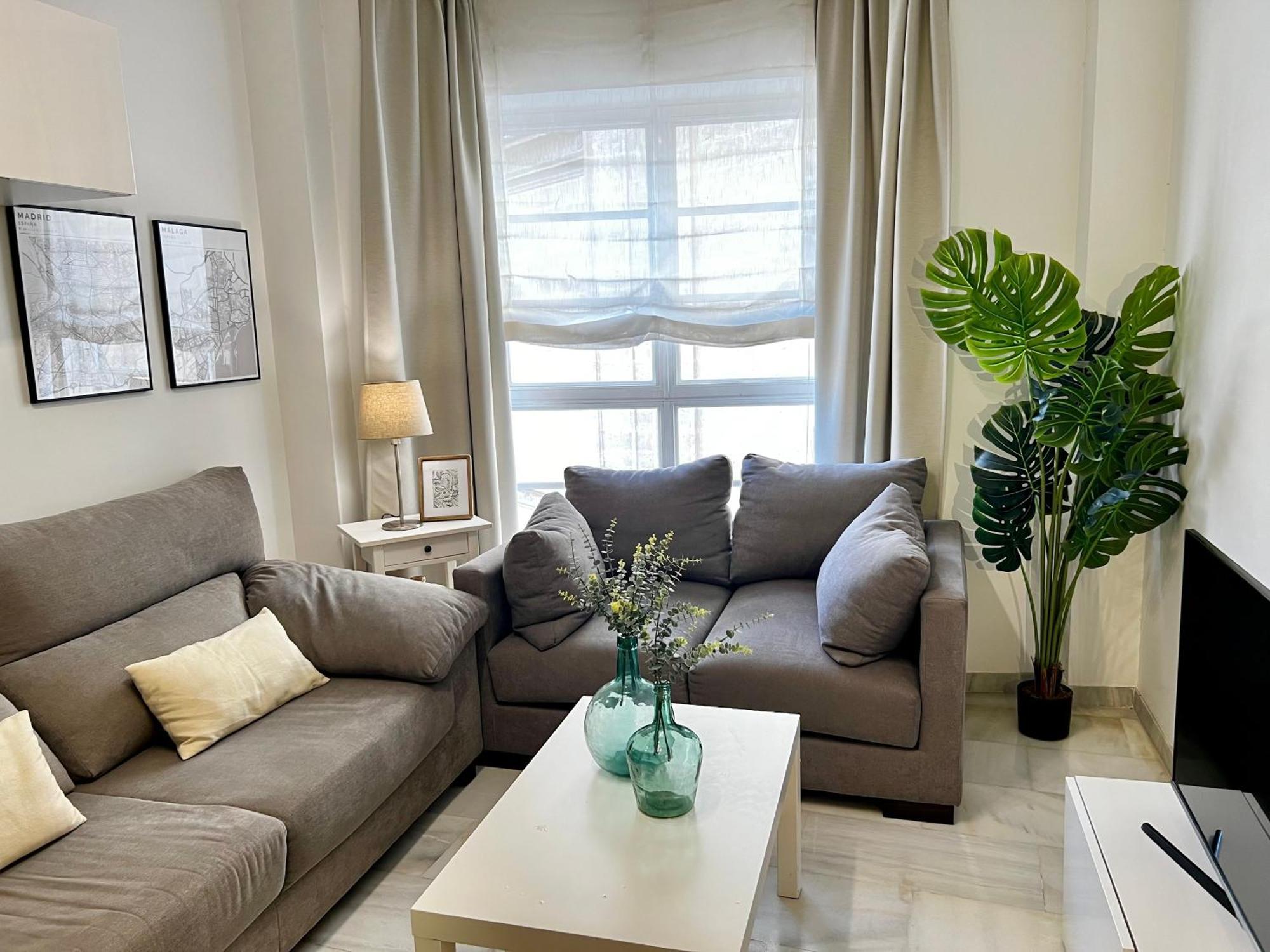 Nuevo Cathedral Deluxe Apartment Sinesedesignhomes Малага Екстериор снимка